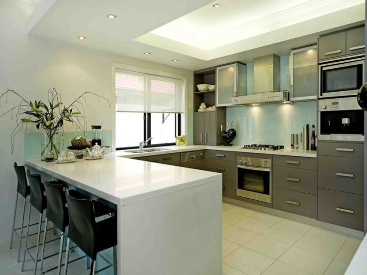 Gallery shaped kitchen