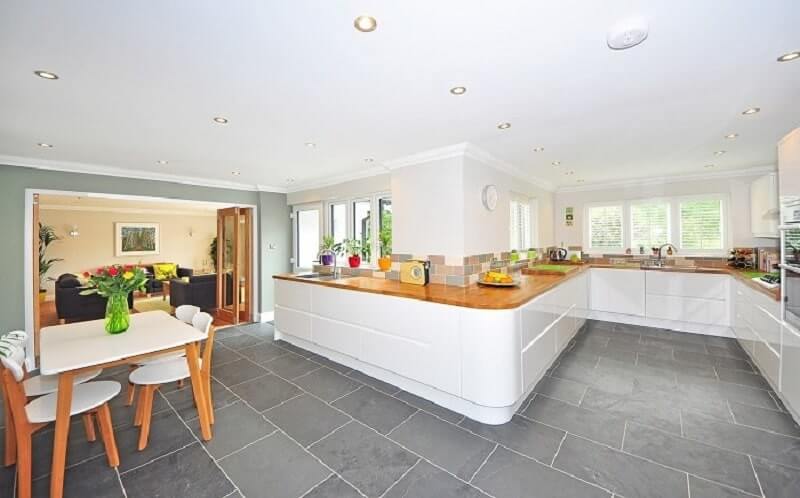 How To Select The Right Floor Tile Installation Contractor
