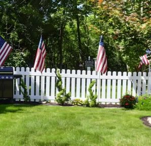 Custom Vinyl Fencing