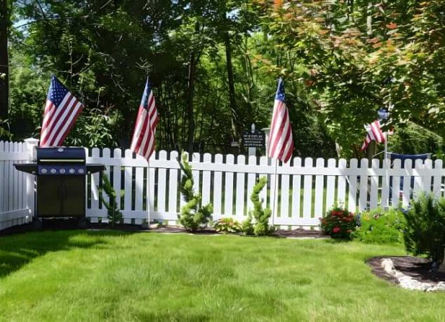 Custom Vinyl Fencing